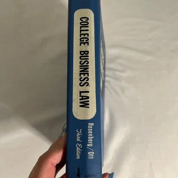 College Business Law Third Edition Hardcover R. Robert Rosenberg 1966 *condition - Picture 2 of 8